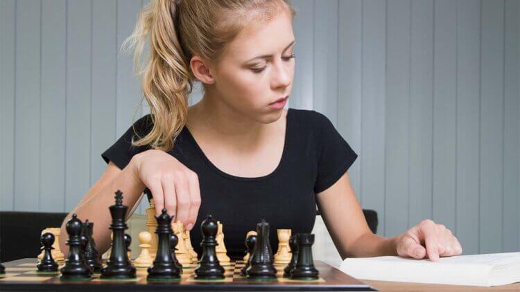 Beginner chess player
